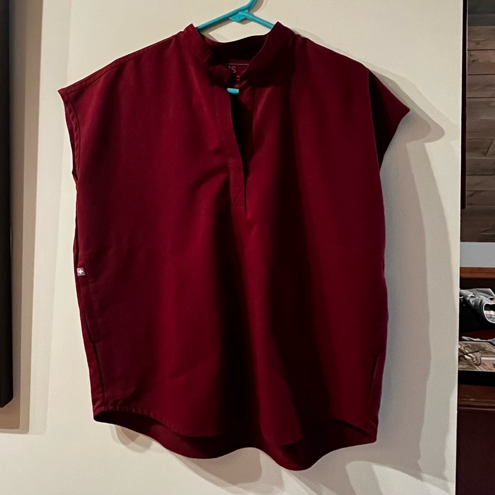 Figs Women's Burgundy Rafaela top